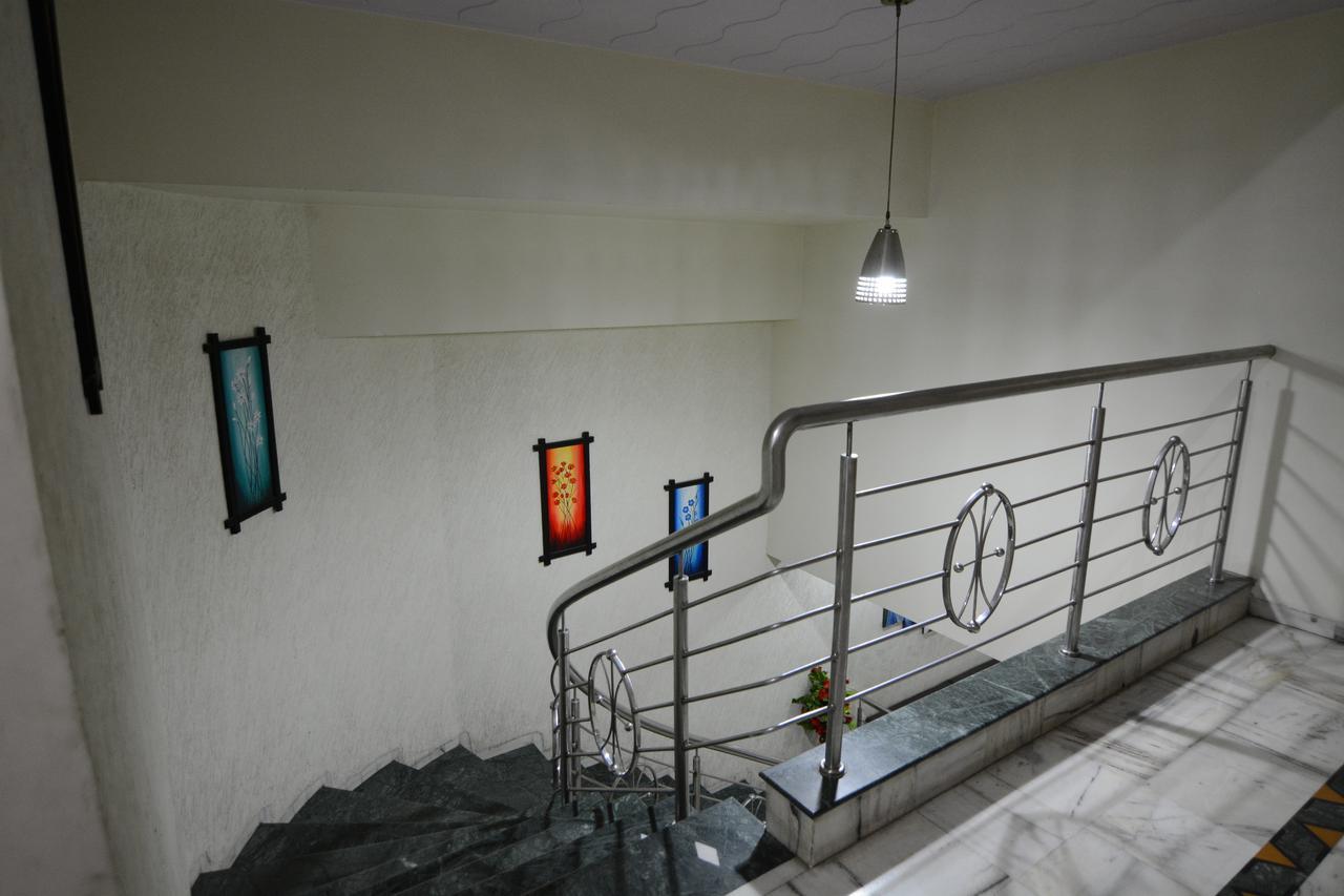 Hotel Vrandavan Nagpur Dış mekan fotoğraf
